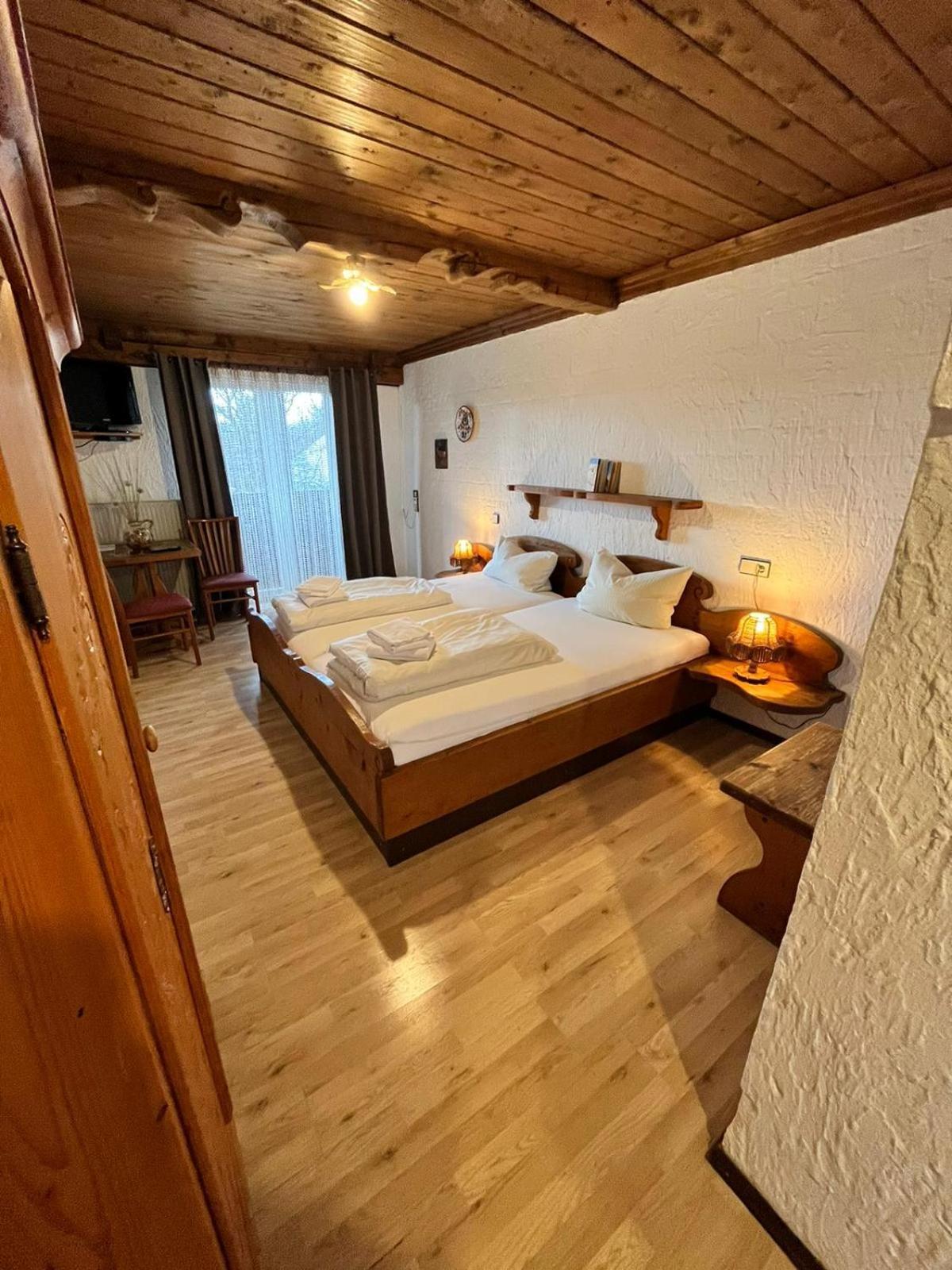 Hotel Negele Hohenfurch Экстерьер фото
