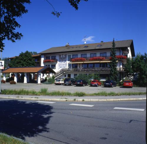 Hotel Negele Hohenfurch Экстерьер фото